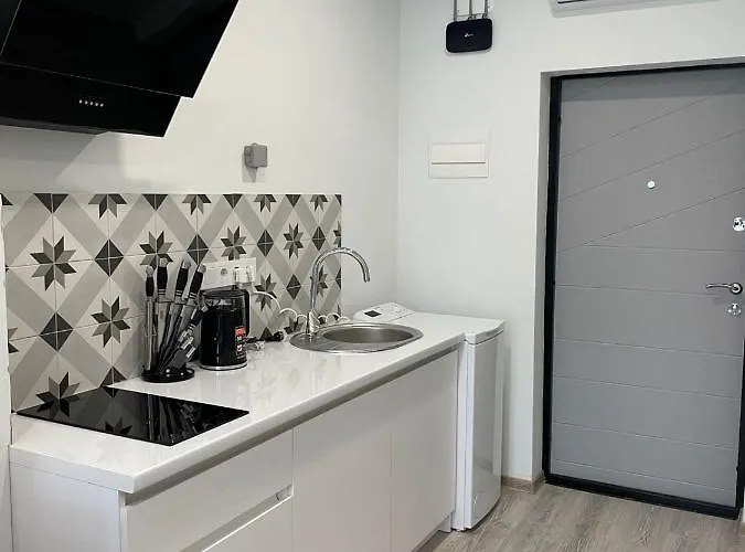 Arkadiya Sky Jakuzi & Mp 24 *